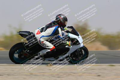 media/Mar-28-2022-Superbike Trackdays (Mon) [[b8603d0f67]]/Open Track Time/Turn 3 Inside/